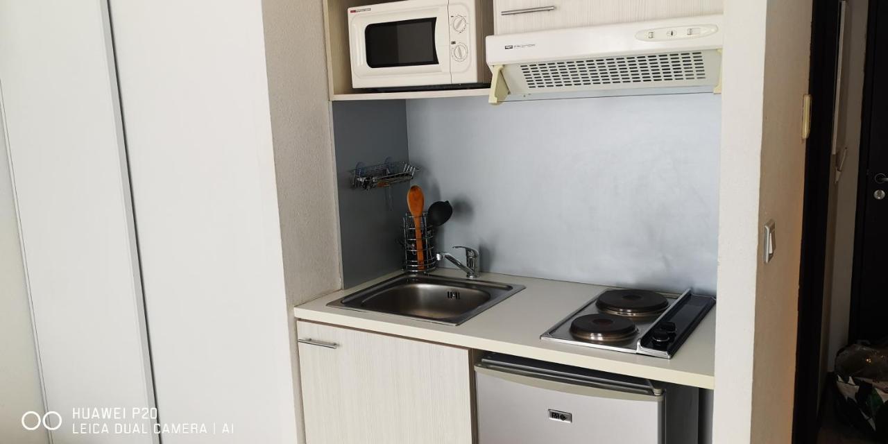 Studio 24M2 Au 4Eme Etage Ascenseur A Cote De La Gare Sncf 卢德 外观 照片